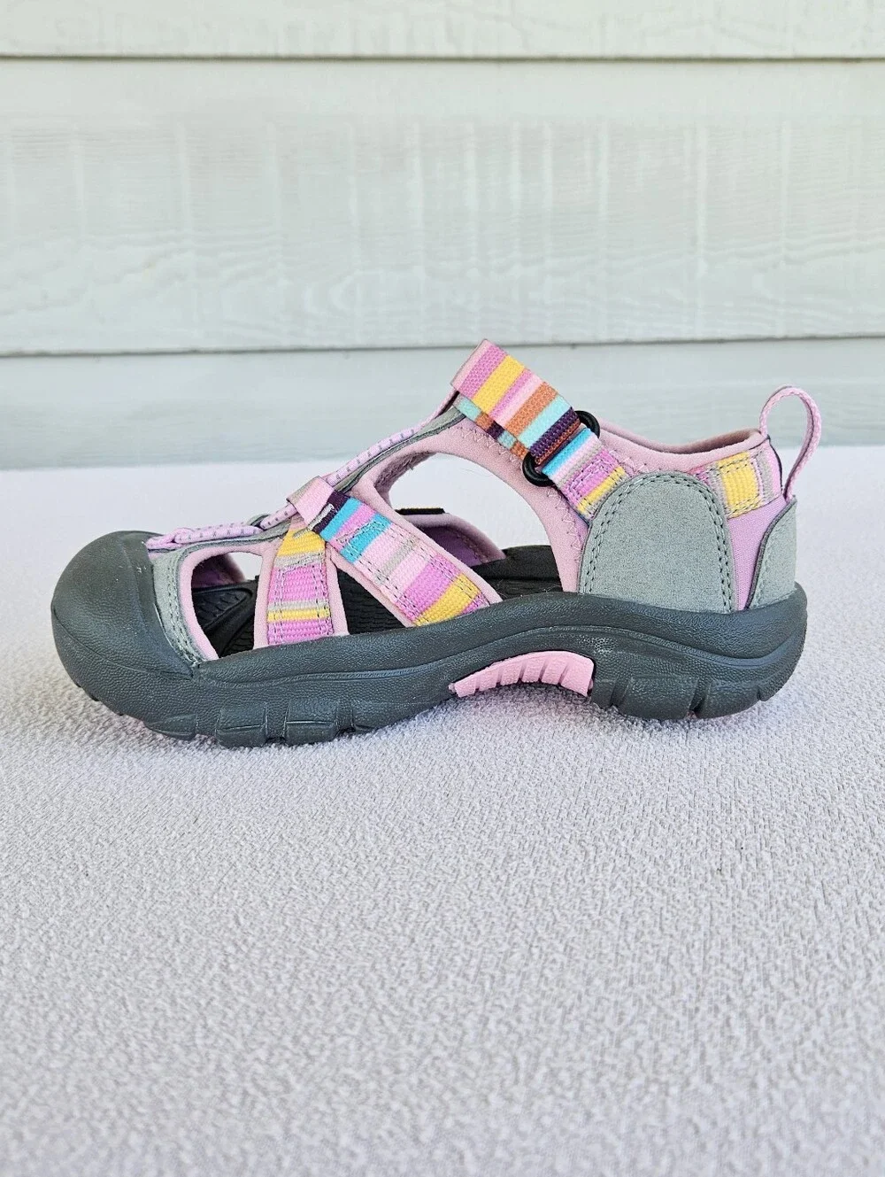 Keen Venice H2 Youth Kids SZ 13 Pink Stripe Pastel Rainbow Sandals Water Shoe